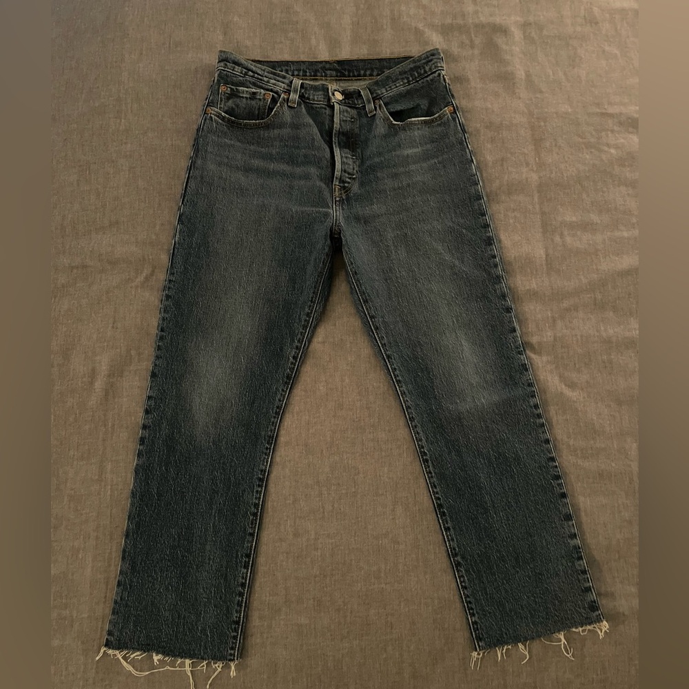 LEVIS 501 cropped size 29